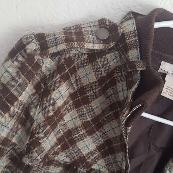 Jacket - Picture 4 of 5